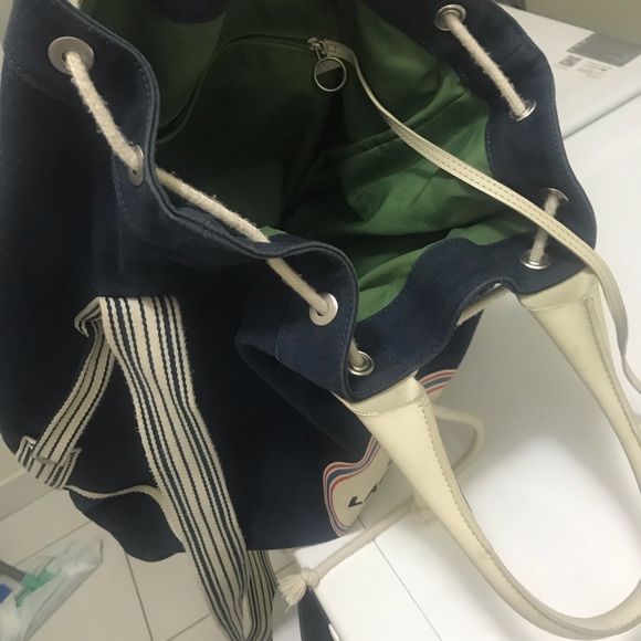 Vintage Lacoste canvas and Leather bag - Picture 10 of 12